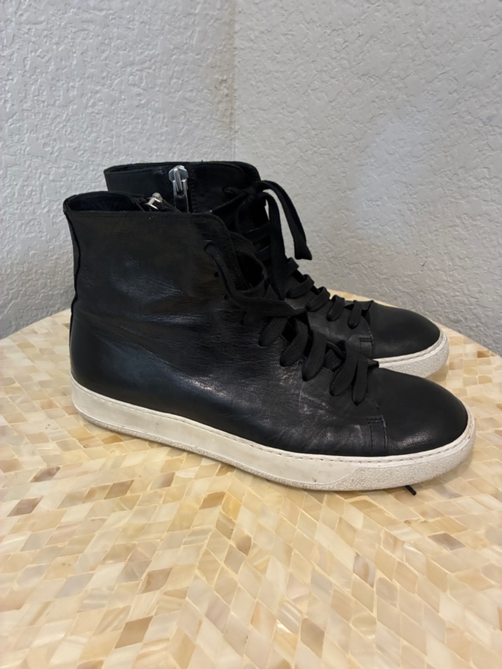 Ari Men's Black High-Top Leather Sneakers with White Sole size 9.5